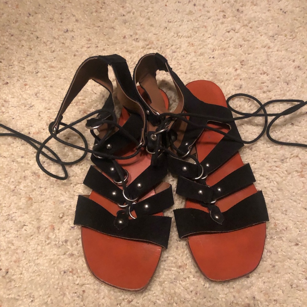 Tie Sandals